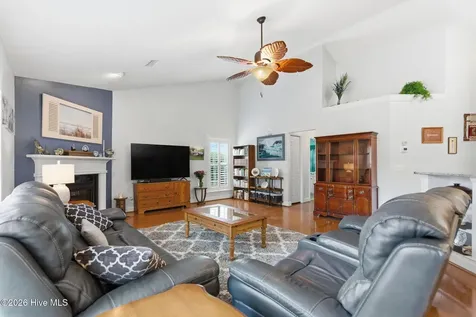 206 Heartwood Drive Hampstead NC 28443
