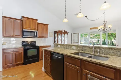206 Heartwood Drive Hampstead NC 28443