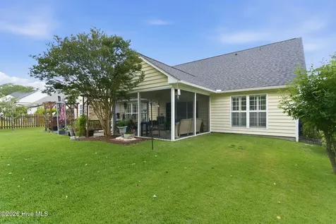206 Heartwood Drive Hampstead NC 28443