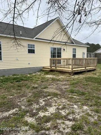 119 Sparkling Brook Way Jacksonville NC 28546
