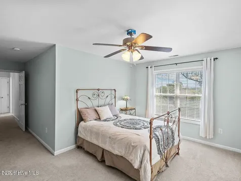 1010 Meridian Drive Sneads Ferry NC 28460