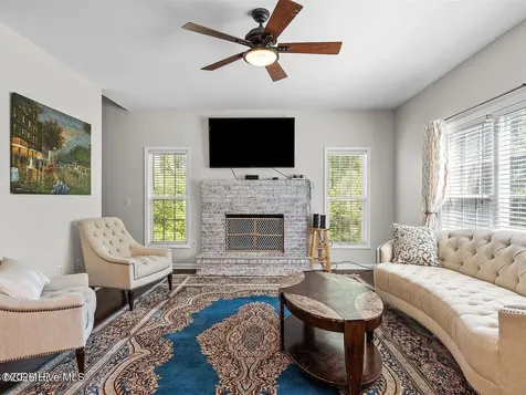 1010 Meridian Drive Sneads Ferry NC 28460