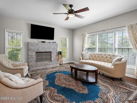 1010 Meridian Drive Sneads Ferry NC 28460