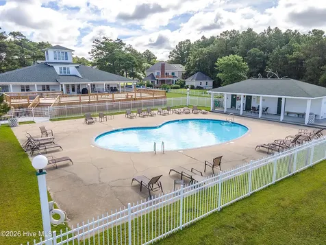 757 Comet Drive Beaufort NC 28516