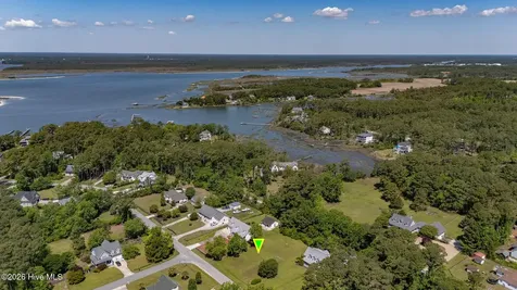 757 Comet Drive Beaufort NC 28516