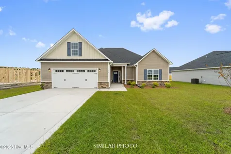 499 Appalachian Trail N Jacksonville NC 28546