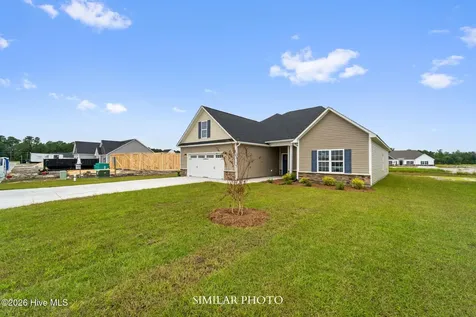 499 Appalachian Trail N Jacksonville NC 28546