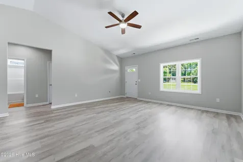 1988 Catherine Lake Road Richlands NC 28574