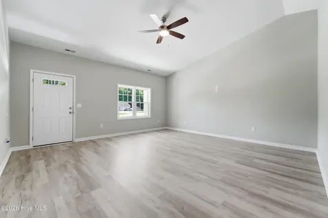 1988 Catherine Lake Road Richlands NC 28574