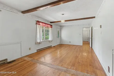 2498 Nc Highway 53 Elizabethtown NC 28337