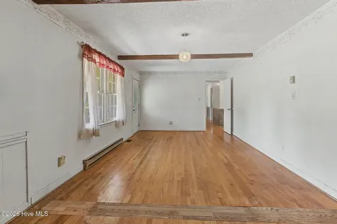 2498 Nc Highway 53 Elizabethtown NC 28337
