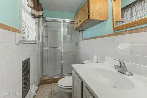 2498 Nc Highway 53 Elizabethtown NC 28337