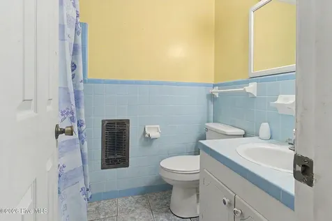 2498 Nc Highway 53 Elizabethtown NC 28337