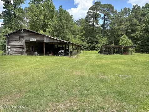 2498 Nc Highway 53 Elizabethtown NC 28337