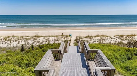 7205 Emerald Drive Emerald Isle NC 28594