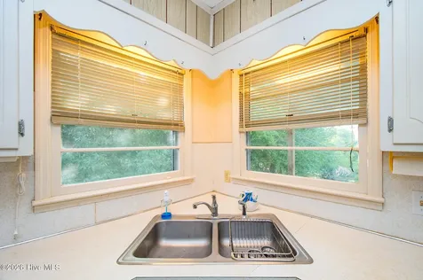7205 Emerald Drive Emerald Isle NC 28594