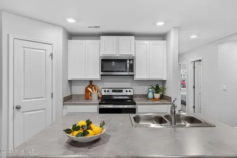 2117 Southern Bayberry Lane Leland NC 28451