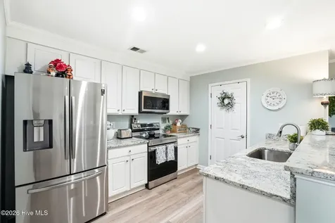 126 Cobblers Circle Calabash NC 28467