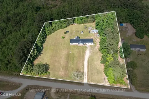 134 Gowens Road Bladenboro NC 28320