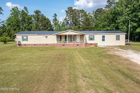 134 Gowens Road Bladenboro NC 28320