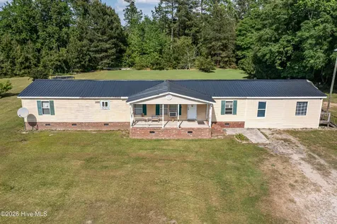 134 Gowens Road Bladenboro NC 28320