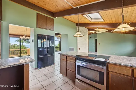 1 Nicklaus Drive New Bern NC 28560