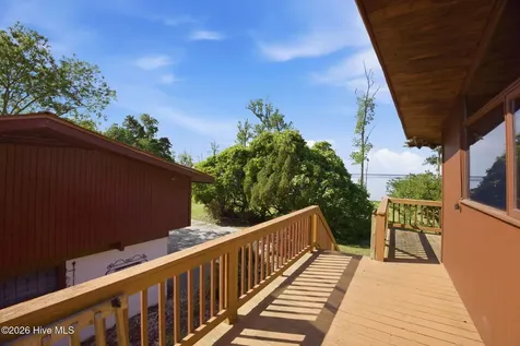 1 Nicklaus Drive New Bern NC 28560