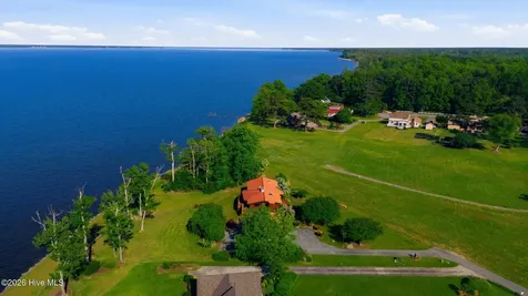 1 Nicklaus Drive New Bern NC 28560