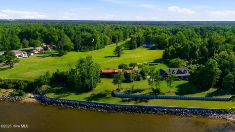 1 Nicklaus Drive New Bern NC 28560