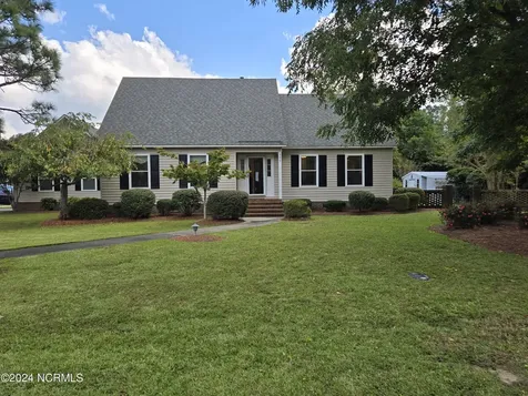 306 Pecan Lane Laurinburg NC 28352
