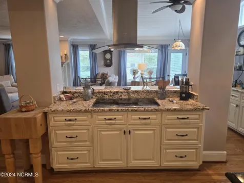 306 Pecan Lane Laurinburg NC 28352