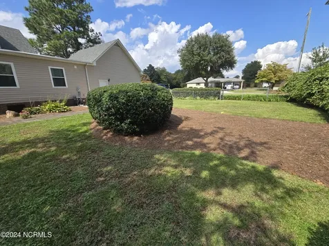 306 Pecan Lane Laurinburg NC 28352