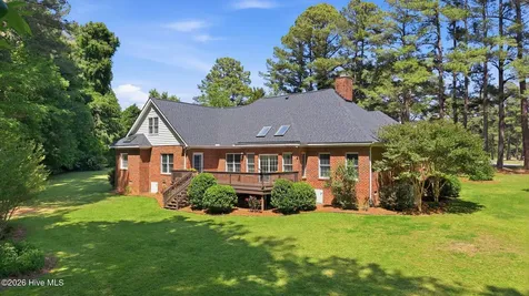 3806 Green Cove Lane Rocky Mount NC 27804