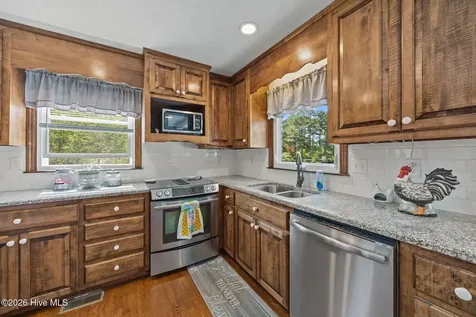 16521 Lakeshore Drive Wagram NC 28396