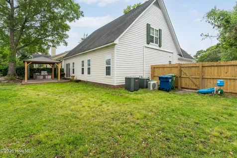 3809 New Holland Drive Wilmington NC 28412