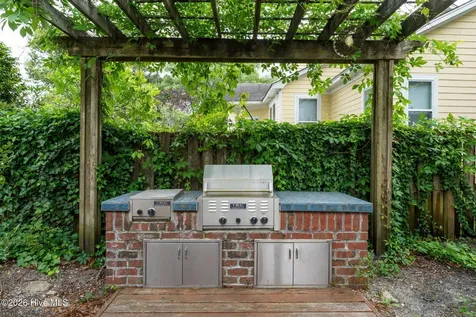 3809 New Holland Drive Wilmington NC 28412
