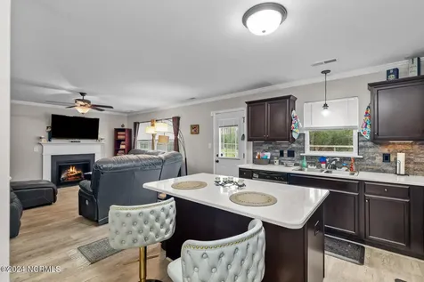 502 Maggies Court Jacksonville NC 28540