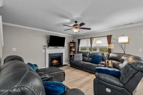 502 Maggies Court Jacksonville NC 28540