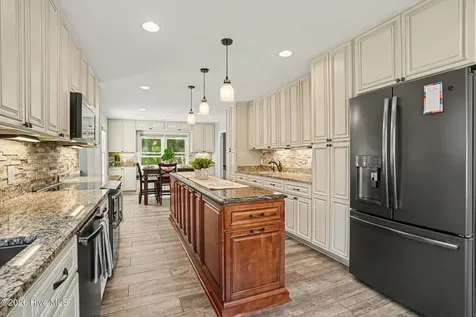 9854 Rivergate Road NW Ash NC 28420