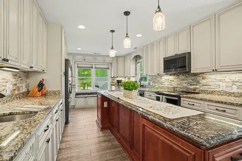 9854 Rivergate Road NW Ash NC 28420