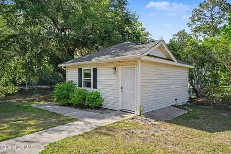9854 Rivergate Road NW Ash NC 28420