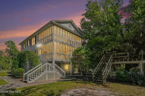 9854 Rivergate Road NW Ash NC 28420