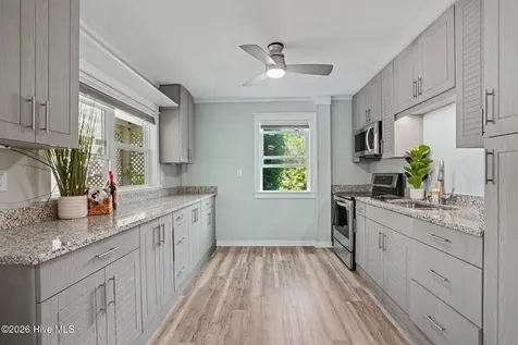 9854 Rivergate Road NW Ash NC 28420