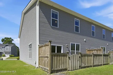 104 Aspen Road Hampstead NC 28443