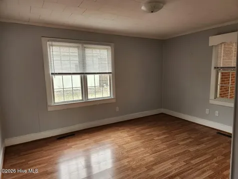 402 N Front Street Hamilton NC 27840