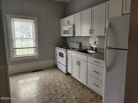 402 N Front Street Hamilton NC 27840