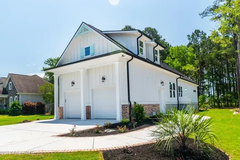 527 S Middleton Drive NW Calabash NC 28467