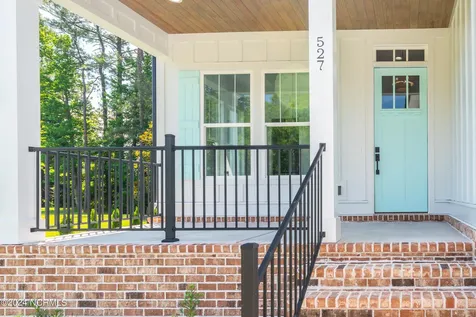527 S Middleton Drive NW Calabash NC 28467