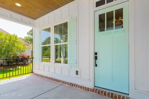 527 S Middleton Drive NW Calabash NC 28467