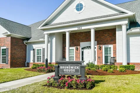 527 S Middleton Drive NW Calabash NC 28467